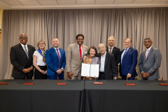 MPPCelebration_KimmyDoungGiftSigning_04222025_JC_2069